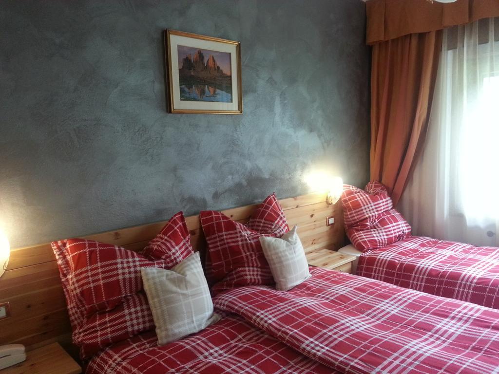 Hotel Al Sole Auronzo di Cadore Zimmer foto